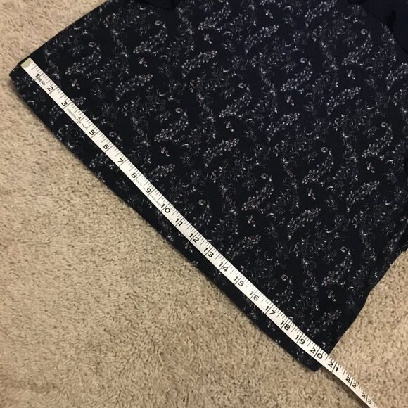 Itty Bitty Floral Cluster Chiffon Ruffled Sleeveless Blouse - Picture 13 of 14